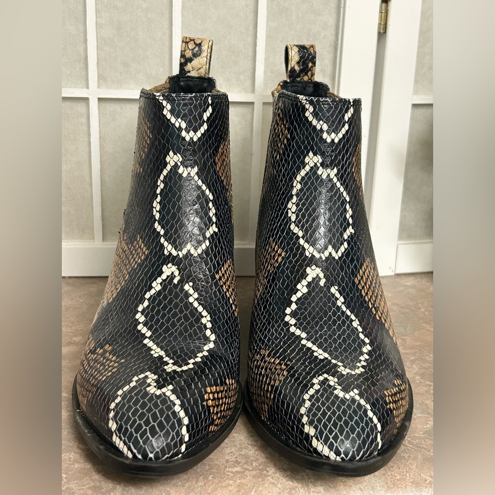 Crown Vintage Tolana Chelsea Snakeskin Print Boot Size 9 - Picture 8 of 13